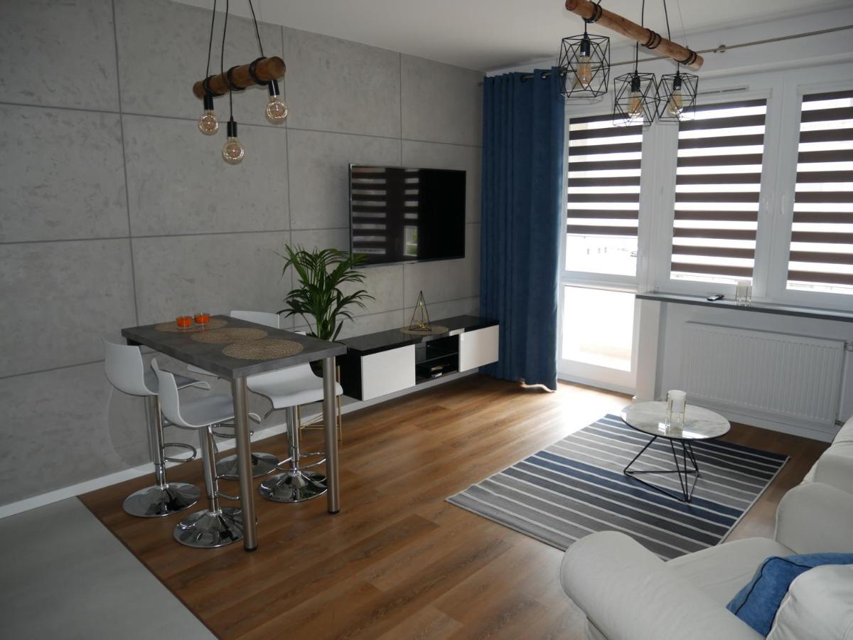 Apartament Platynowy W Centrum Miasta Częstochowa Buitenkant foto