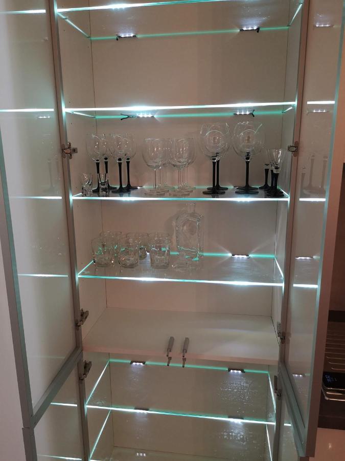 Apartament Platynowy W Centrum Miasta Częstochowa Buitenkant foto