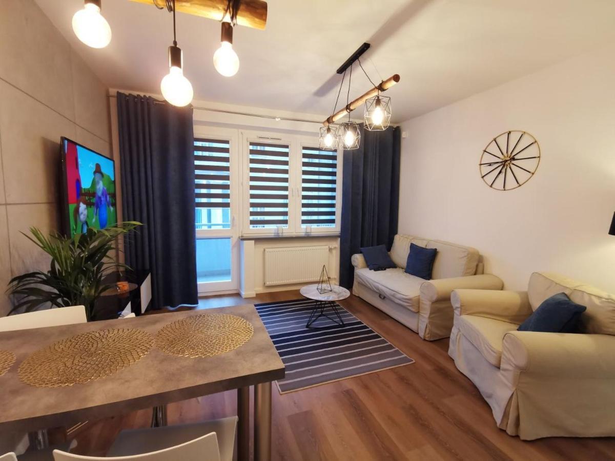 Apartament Platynowy W Centrum Miasta Częstochowa Buitenkant foto