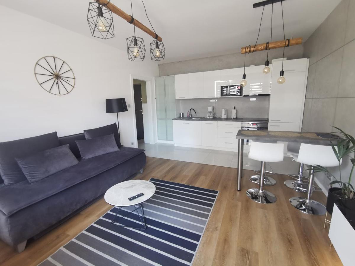 Apartament Platynowy W Centrum Miasta Częstochowa Buitenkant foto