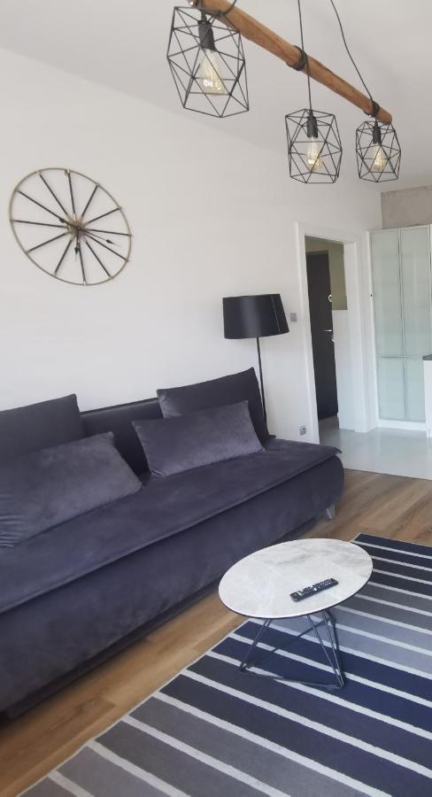 Apartament Platynowy W Centrum Miasta Częstochowa Buitenkant foto